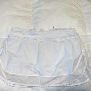 LuluLemon mesh tennis skirt - size 4